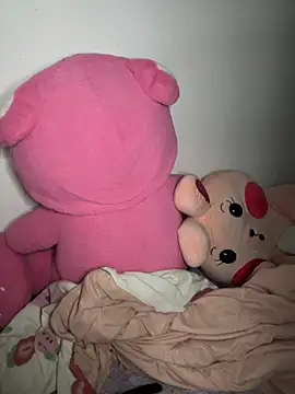 Kiee-lee live sex cam