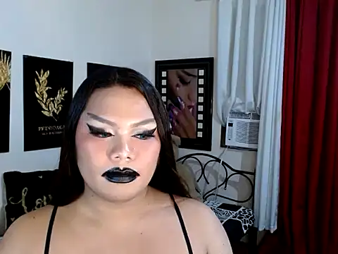 TSbrianaHugeCock's cam snapshot