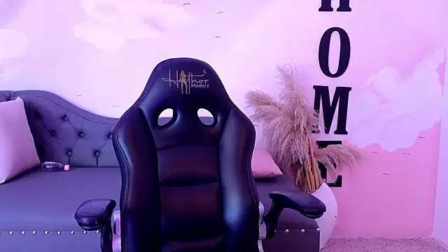 gracehall_1's cam snapshot