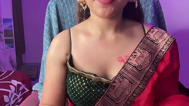 Royal_girl_1's cam snapshot