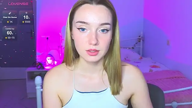 Wild_Sophie_'s cam snapshot