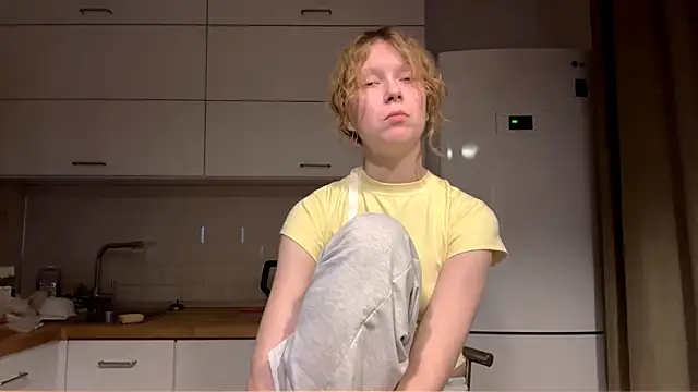 ElfriedaZwack's cam snapshot