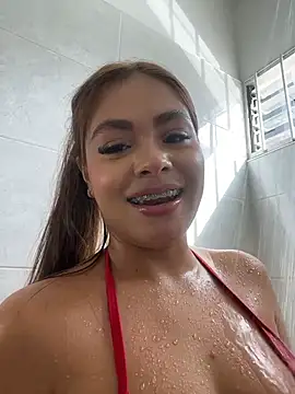 MayaMoanXXX's cam snapshot