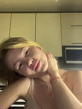 MartaLuna_'s cam snapshot