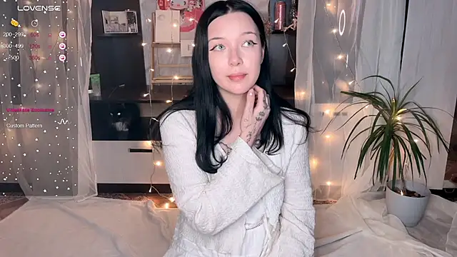 EmmaKittyCat's cam snapshot