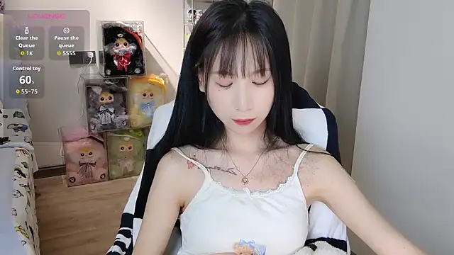 M-OTT_'s cam snapshot