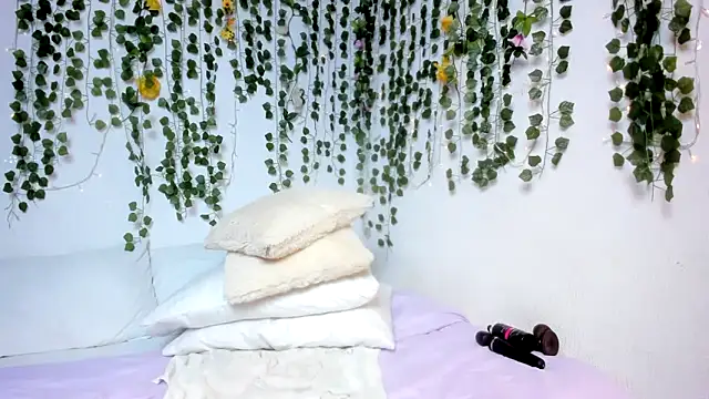 violeta_milleer's cam snapshot