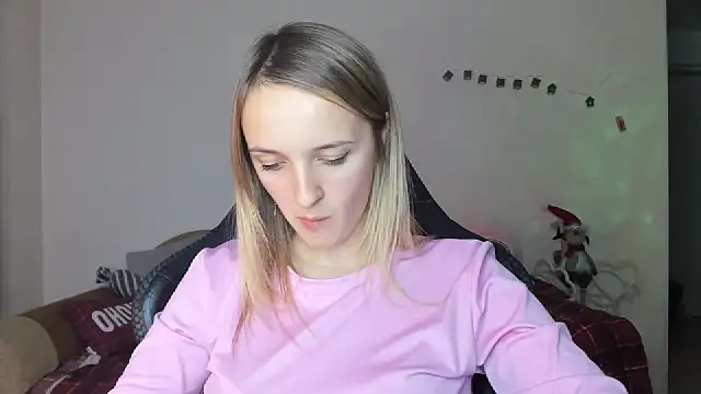 RouseReed's cam snapshot