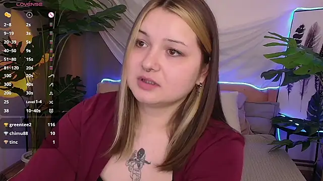 Alice_Walters's cam snapshot