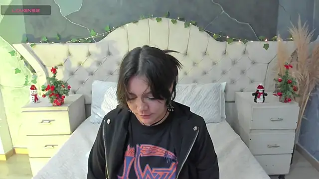 AmberGreyy_ live sex cam