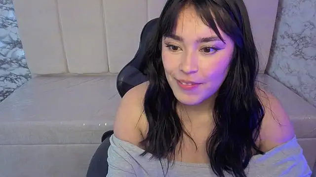 Laksmy_v's cam snapshot