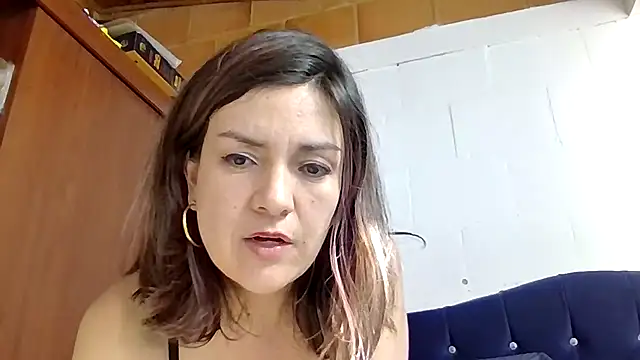 princessbella93's cam snapshot