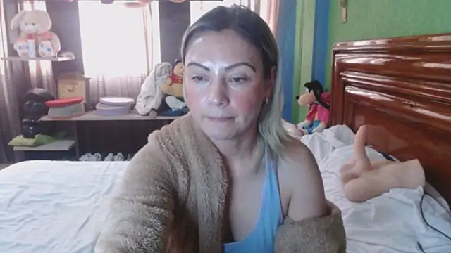 _Charlize_theron_'s cam snapshot