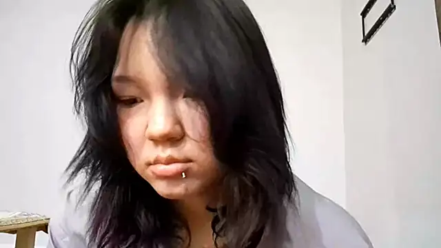 MeowMiaMeow's cam snapshot