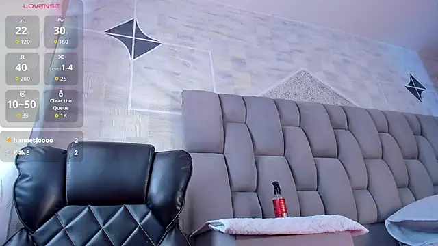 AliceStevenss_'s cam snapshot