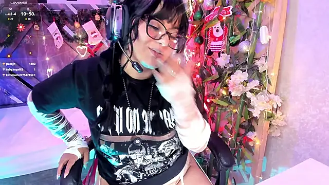 EternaAura's cam snapshot