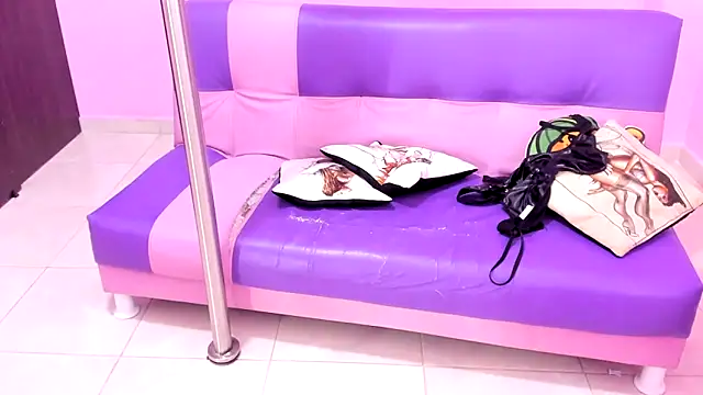 mature_dirty_squirt's cam snapshot