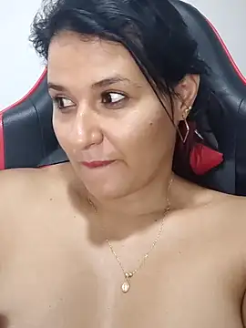 elena_jonees's cam snapshot