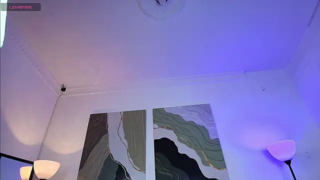 lulu_pechs's cam snapshot