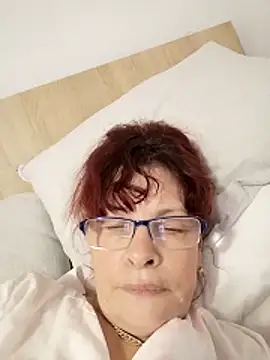 flymyrya123's cam snapshot