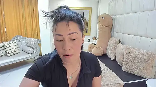 gaby_trent's cam snapshot