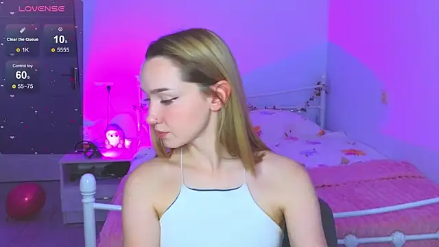 Wild_Sophie_'s cam snapshot