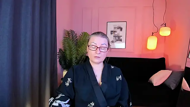 AlexandraKind's cam snapshot