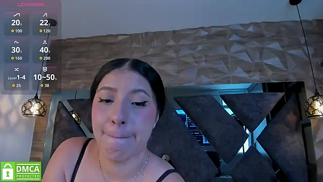 Venus_velez_'s cam snapshot