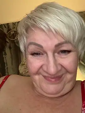 Laura_Millf's cam snapshot