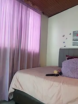 Antonella__b's cam snapshot