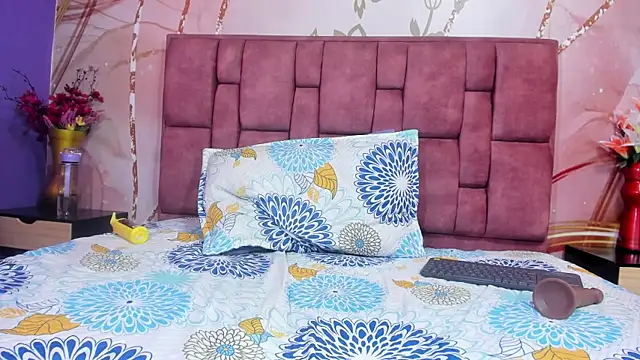 anisha_zambrano's cam snapshot