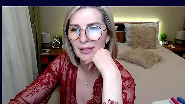 sensualEmilia's cam snapshot