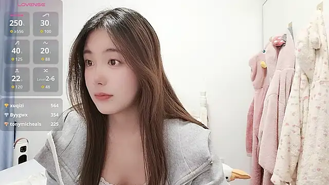 Luna_868 live sex cam