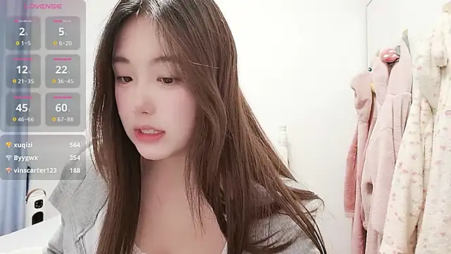 Luna_868's cam snapshot