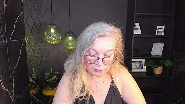 NataliMellow's cam snapshot