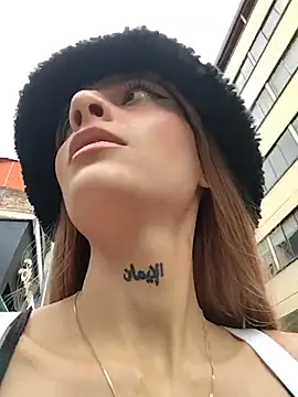 Dani-peggin's cam snapshot