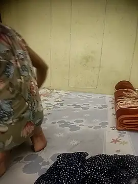 Snaya-baby's cam snapshot