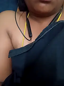 Tamil_Pallavi's cam snapshot