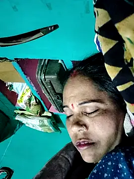 Pooja750's cam snapshot