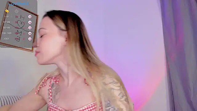 damn_cutie's cam snapshot