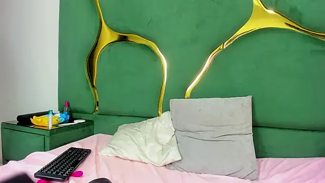 VaneLin18's cam snapshot