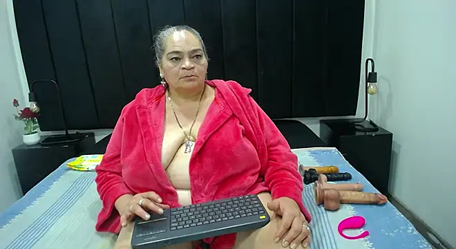 QueenMatturex's cam snapshot