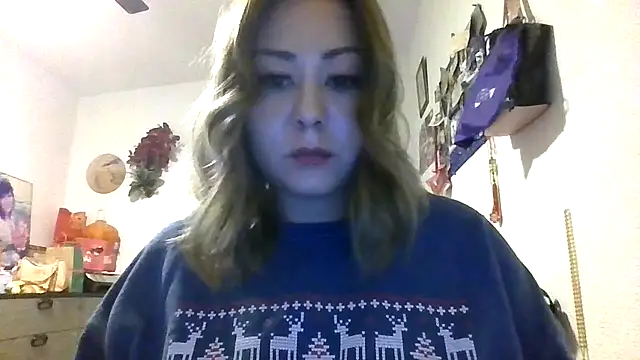 YOUNGFLICKA's cam snapshot