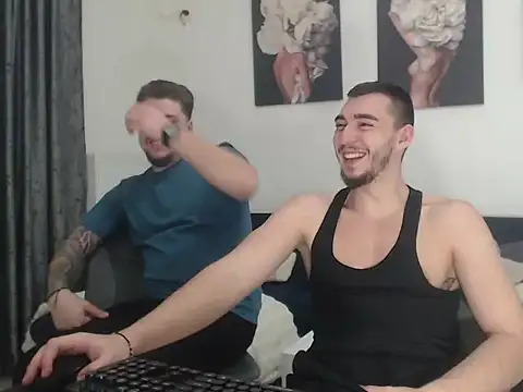 SteelAlphaBroz's cam snapshot