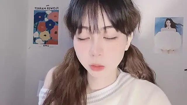 -Hottie's cam snapshot