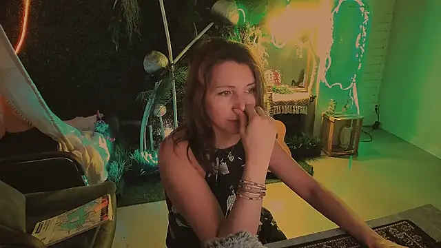 NicoleHitman's cam snapshot