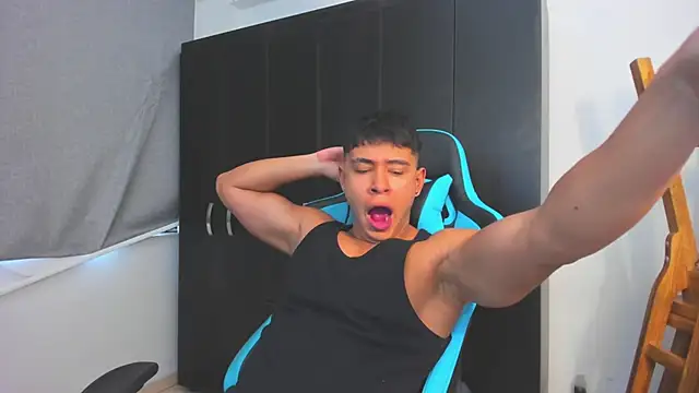 Bray_Kevin's cam snapshot