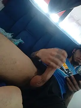 Tattoboy19cm's cam snapshot