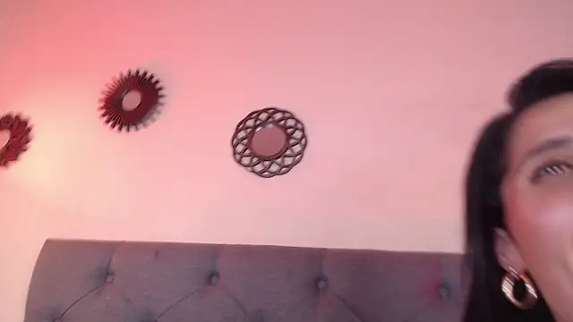 emily_leinner's cam snapshot