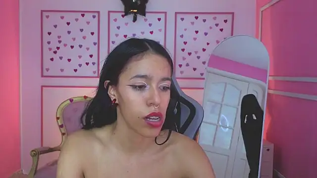 stephania_t's cam snapshot